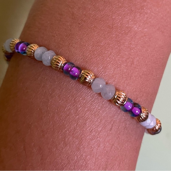 Elegant Purple, Blue Quartz Stone and Gold Beaded Bracelet - Picture 5 of 5